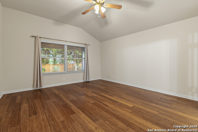 Image 25 of 49 For 510 Turnberry Way