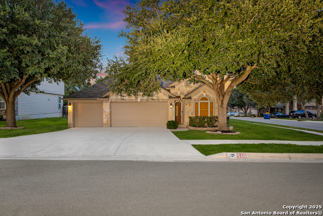 Image 3 of 49 For 510 Turnberry Way