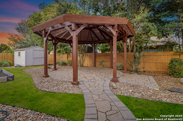 Image 36 of 49 For 510 Turnberry Way