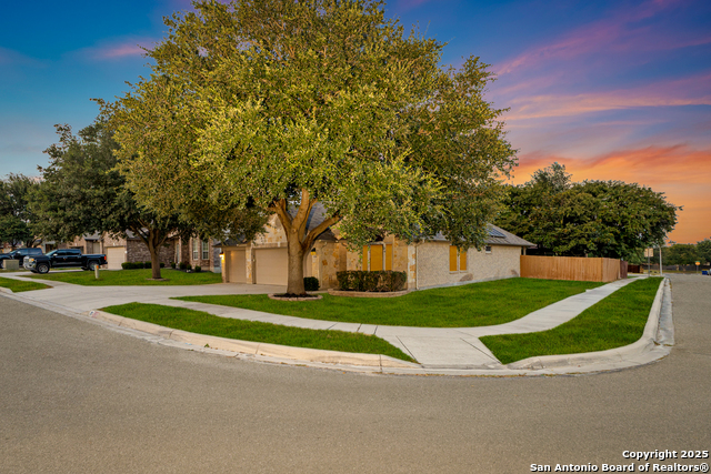 Image 4 of 49 For 510 Turnberry Way