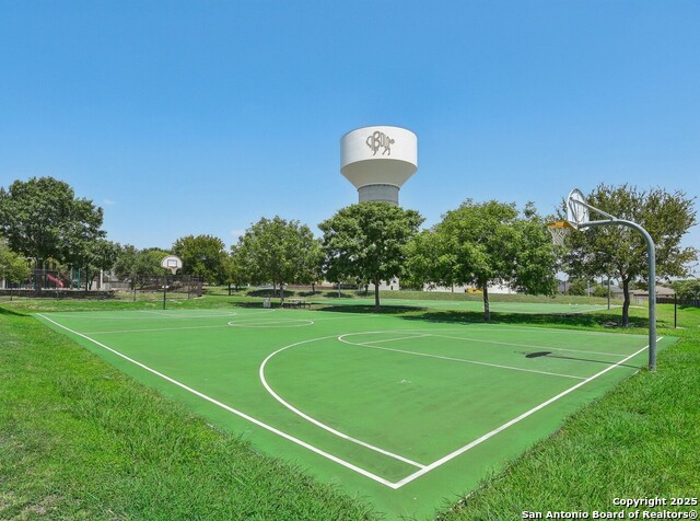 Image 45 of 49 For 510 Turnberry Way