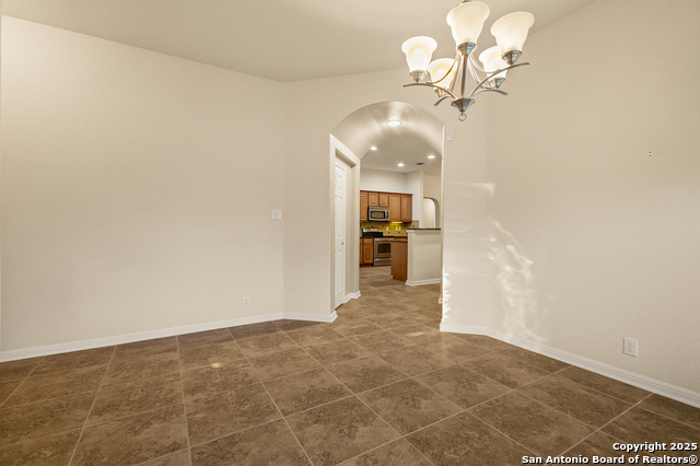 Image 8 of 49 For 510 Turnberry Way