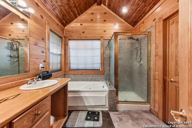 Image 7 of 21 For 184 Meadow Ln