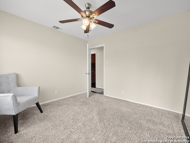 Image 16 of 47 For 5302 Charter Oak