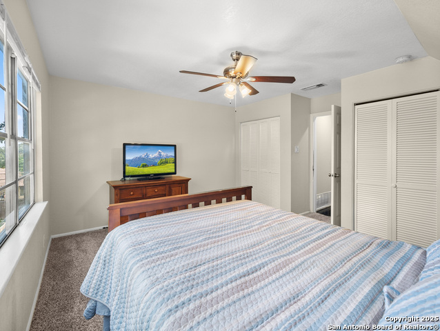 Image 21 of 47 For 5302 Charter Oak