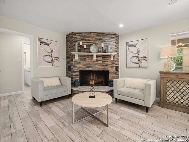 Image 32 of 47 For 5302 Charter Oak