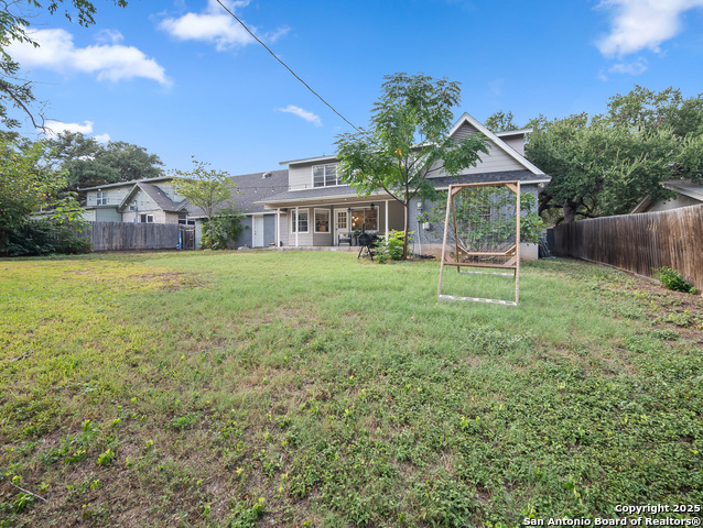 Image 7 of 47 For 5302 Charter Oak