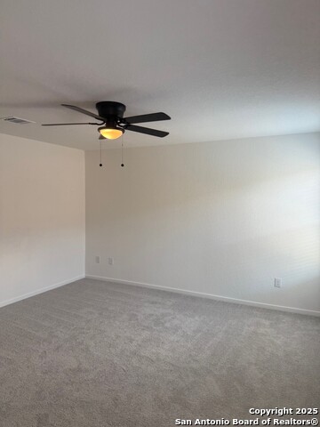 Listing photo id 4 for 219 Ottawa Way