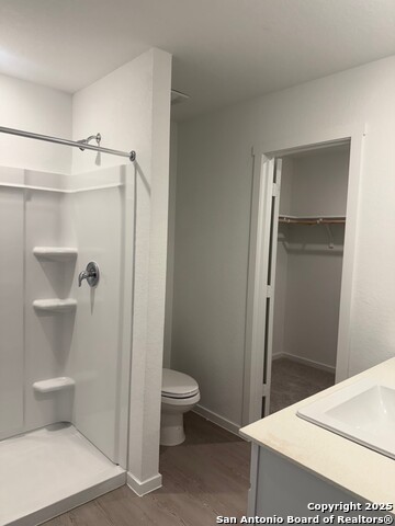 Listing photo id 7 for 219 Ottawa Way