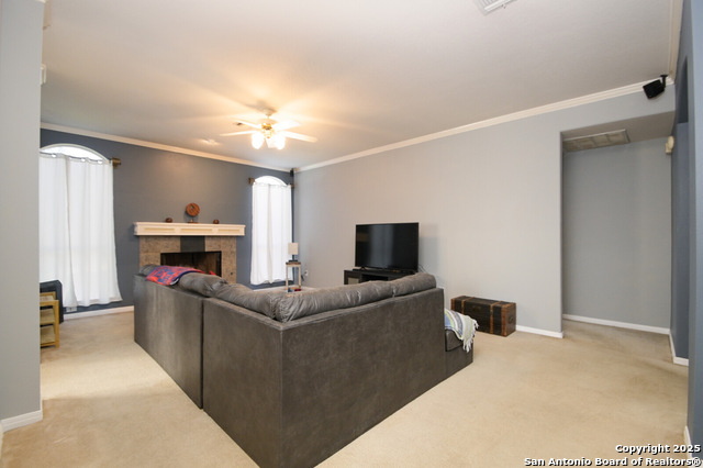 Image 13 of 30 For 15219 Fall Place Dr.