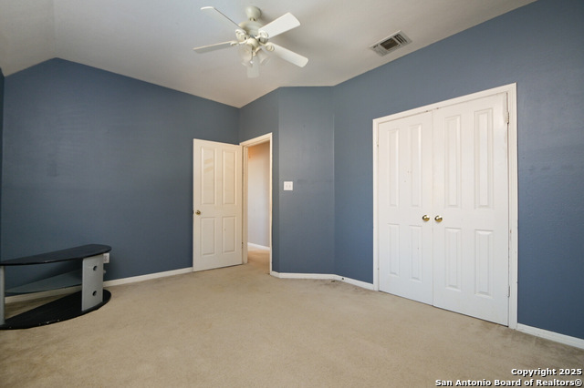 Image 18 of 30 For 15219 Fall Place Dr.