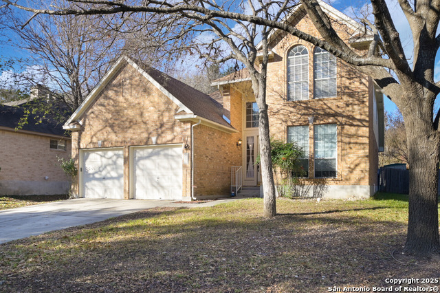 Image 2 of 30 For 15219 Fall Place Dr.