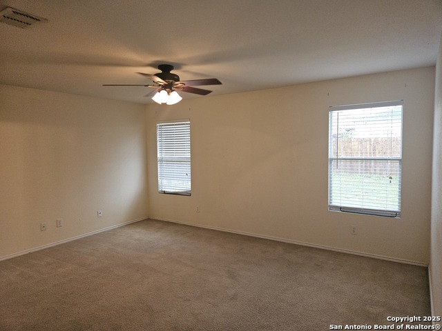 Image 16 of 35 For 204 Willow Way N