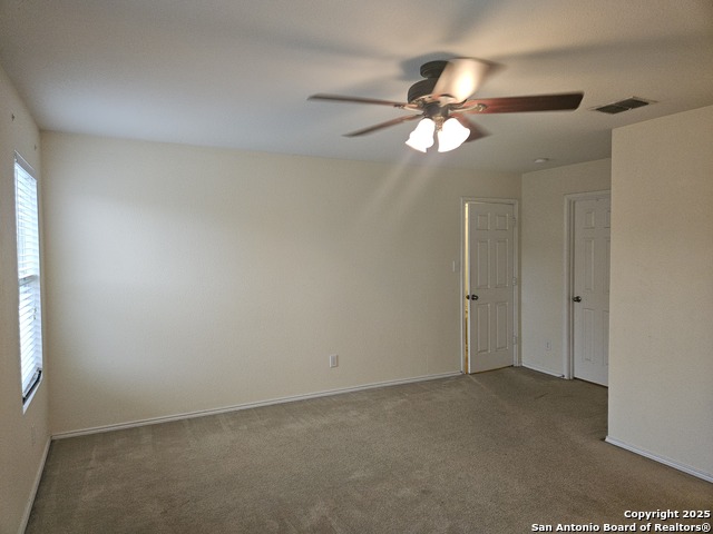 Image 17 of 35 For 204 Willow Way N