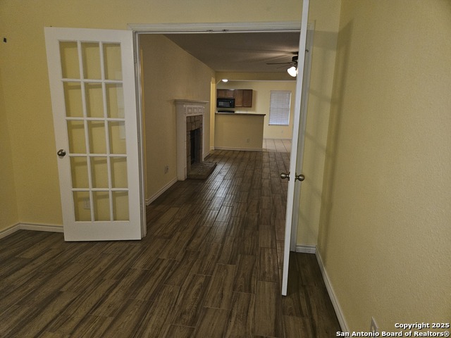 Image 28 of 35 For 204 Willow Way N