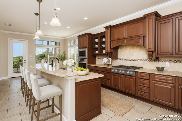 Listing photo id 7 for 17003 Chianti Rdg