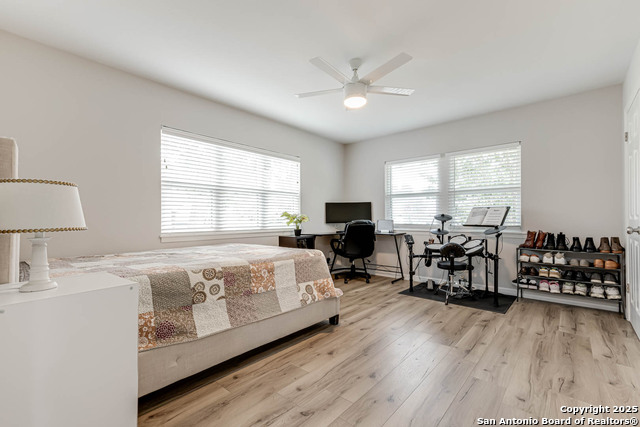 Image 21 of 34 For 207 Meadowood Lane