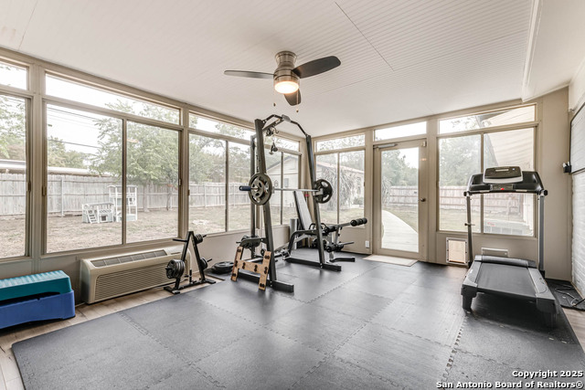 Image 26 of 34 For 207 Meadowood Lane