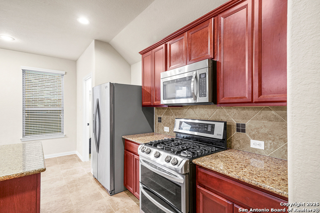 Listing photo id 8 for 13914 Annuziata