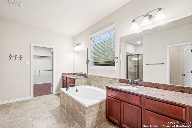 Listing photo id 22 for 13914 Annuziata