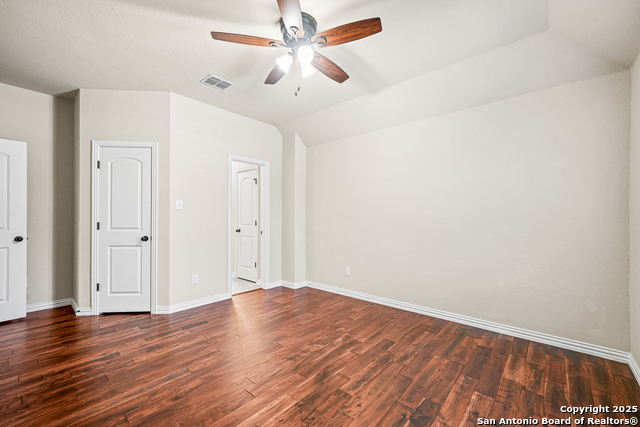 Listing photo id 31 for 13914 Annuziata
