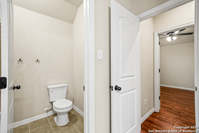 Listing photo id 36 for 13914 Annuziata