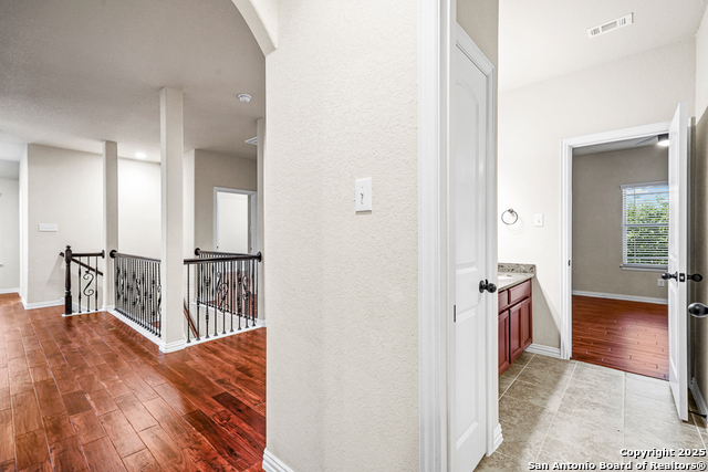 Listing photo id 37 for 13914 Annuziata