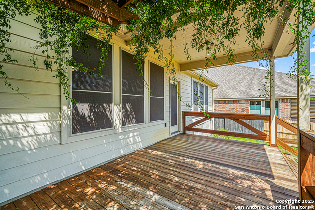 Listing photo id 40 for 13914 Annuziata
