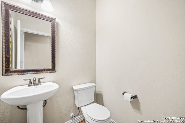 Listing photo id 5 for 13914 Annuziata