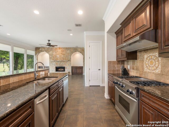 Image 10 of 50 For 10526 Campo Viejo