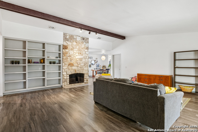 Image 10 of 41 For 13200 Montecito