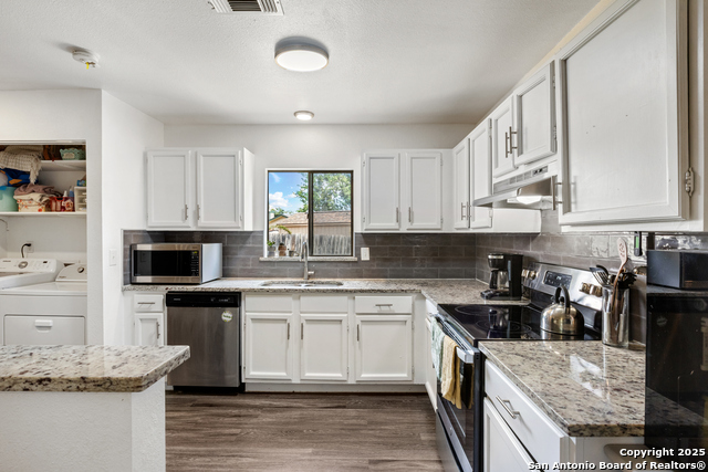 Image 17 of 41 For 13200 Montecito