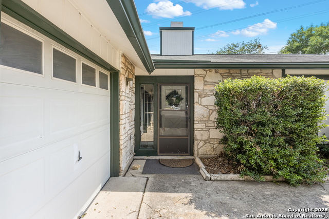Image 7 of 41 For 13200 Montecito