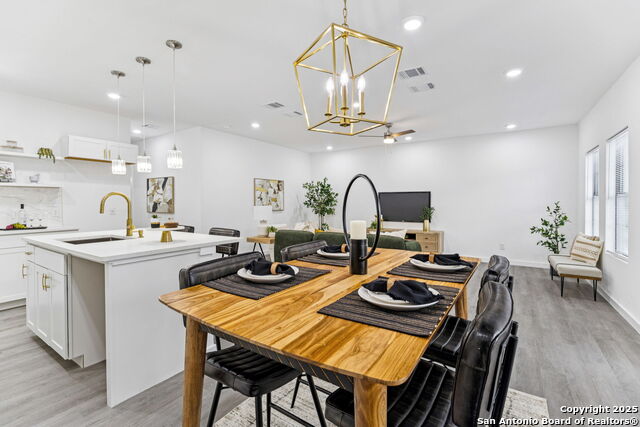 Image 13 of 48 For 1722 Ridgewood Ct W