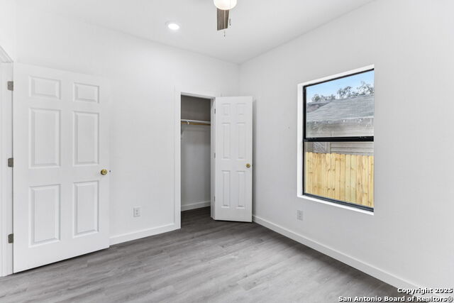 Image 34 of 48 For 1722 Ridgewood Ct W
