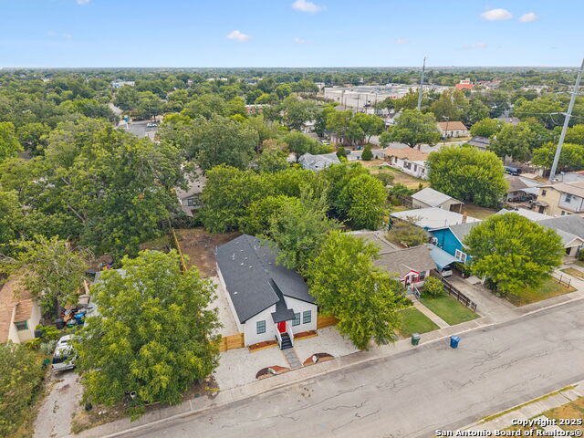 Image 45 of 48 For 1722 Ridgewood Ct W