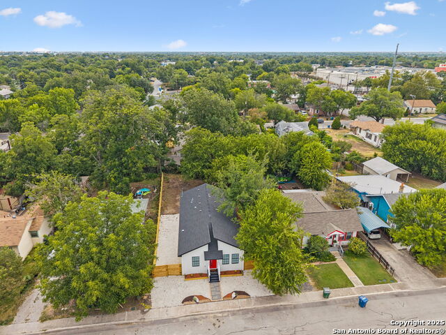 Image 46 of 48 For 1722 Ridgewood Ct W