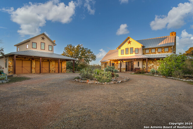 Image 26 of 65 For 5059 Trainer Wuest