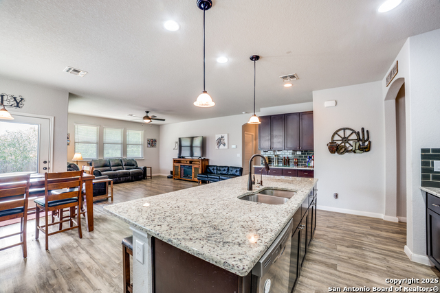 Image 13 of 29 For 14822 Zephyrus Way