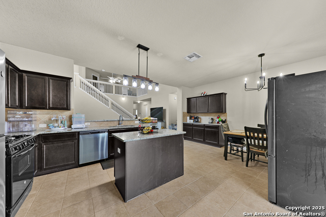 Image 10 of 27 For 9035 Bowring Park