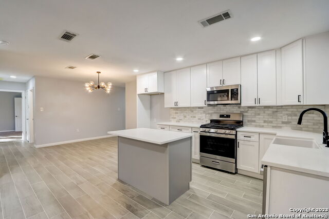 Image 15 of 43 For 406 Northvalley