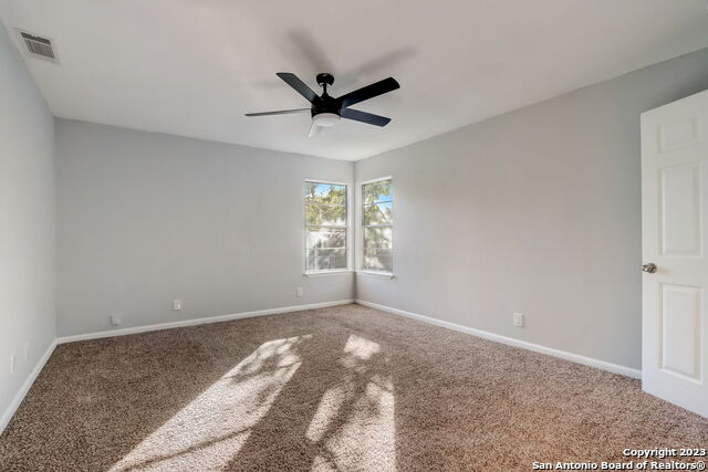 Image 27 of 43 For 406 Northvalley