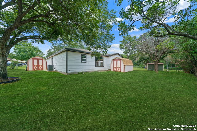 Image 40 of 43 For 406 Northvalley
