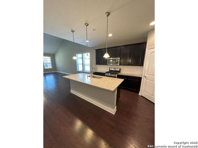 Image 5 of 41 For 27351 Rio Bend