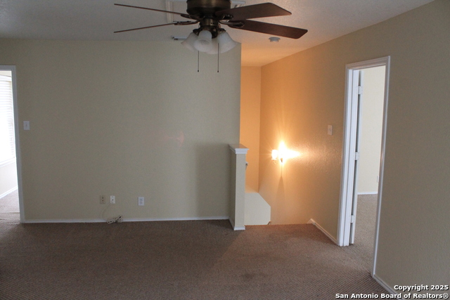 Image 16 of 23 For 14803 Academy Oak