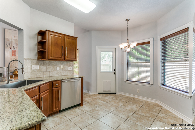 Image 10 of 24 For 2016 Canyon Vista