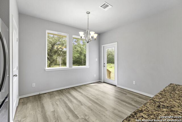 Listing photo id 12 for 446 Post Oak Street