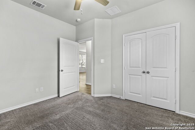 Listing photo id 20 for 446 Post Oak Street