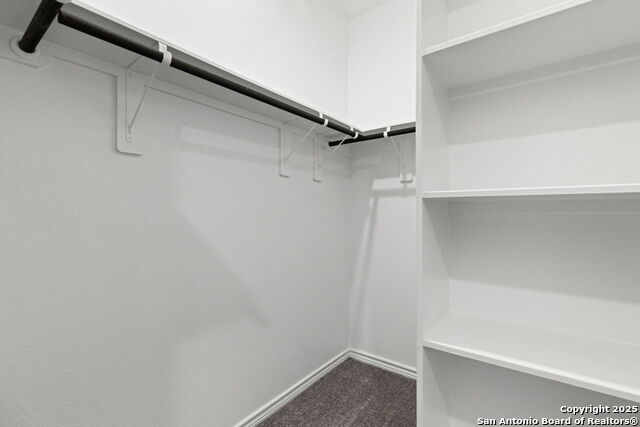 Listing photo id 24 for 446 Post Oak Street