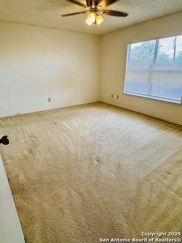 Image 16 of 26 For 13738 Villa Camino